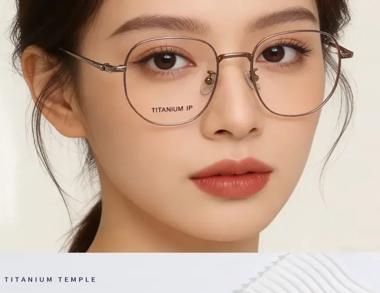 A Half Titanium women Optical Frames
